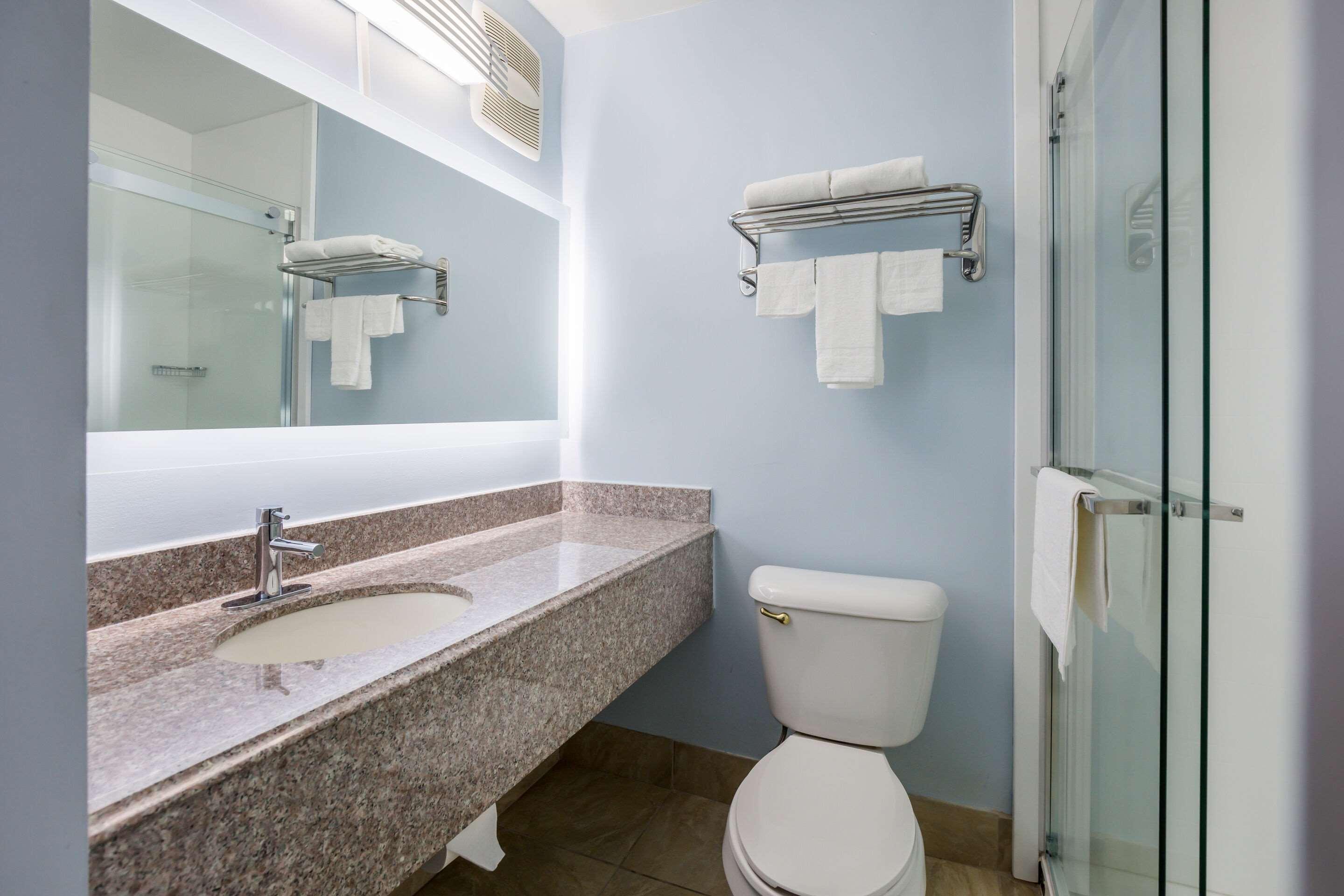 Rodeway Inn Anderson Bagian luar foto