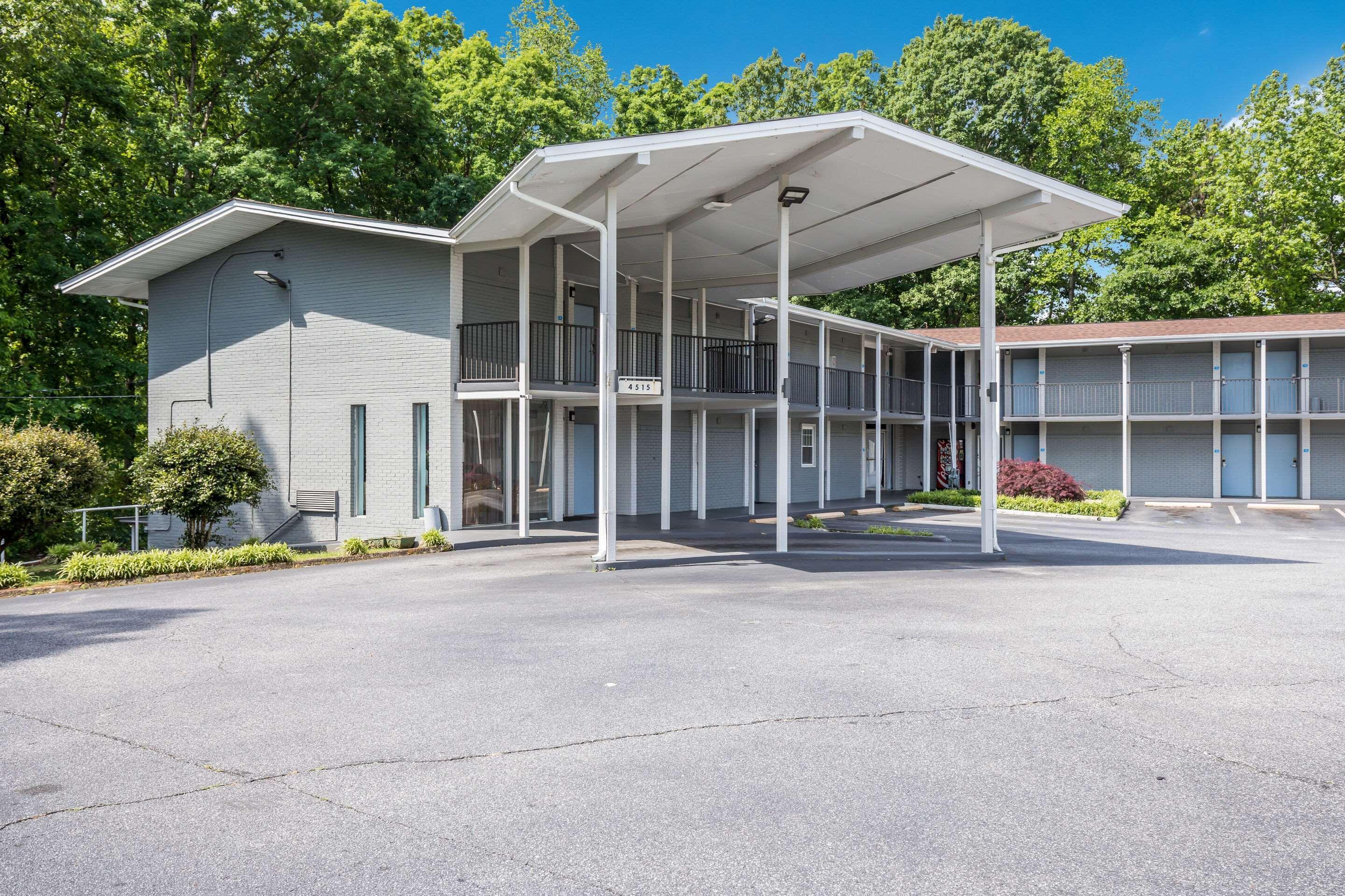 Rodeway Inn Anderson Bagian luar foto
